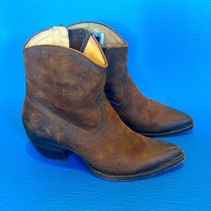 Frye short boots. Leather. Made in Mexico. 7.5